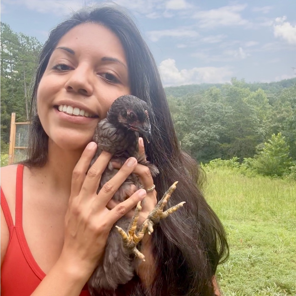 Meet your Posher, Yessenia
